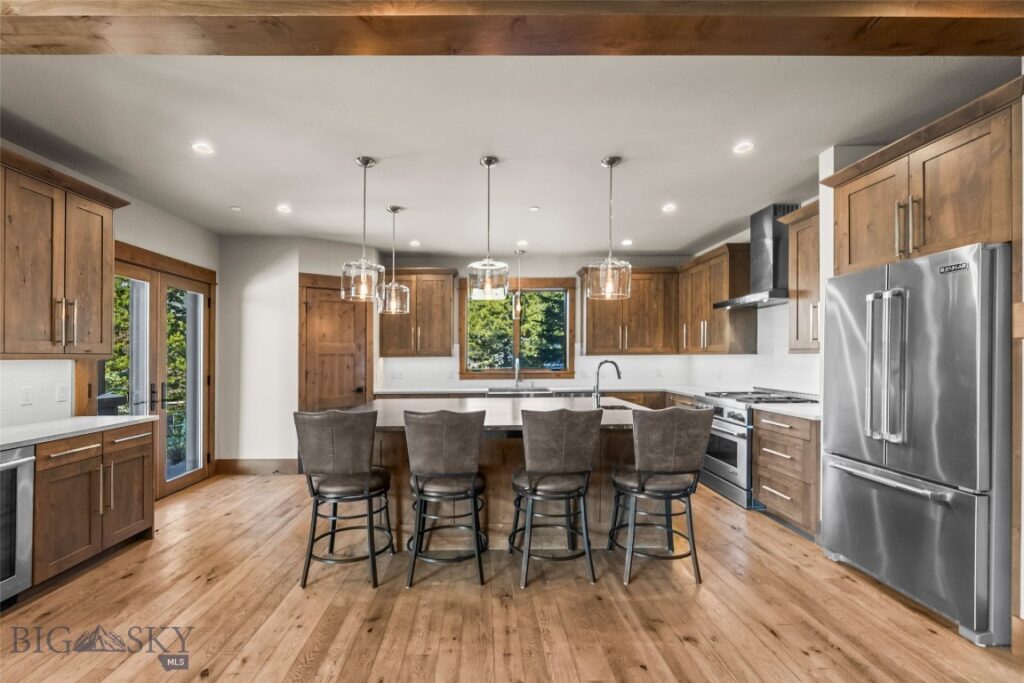 17 Swift Bear, Big Sky MT 59716