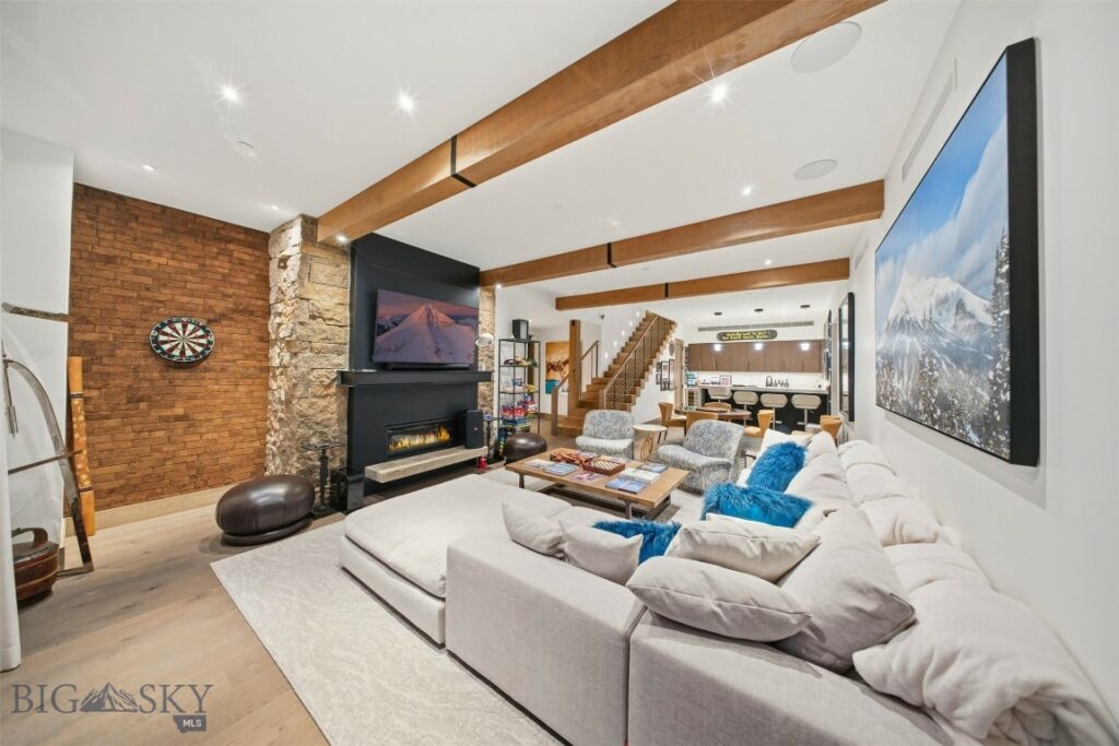 176 Martingale Fork, Big Sky MT 59716