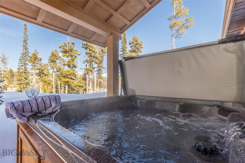 18 Claim Jumper Road, Big Sky MT 59716