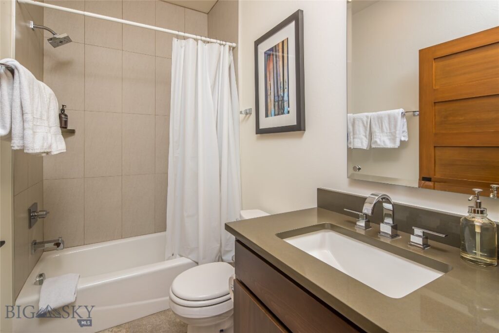 18 Claim Jumper Road, Big Sky MT 59716