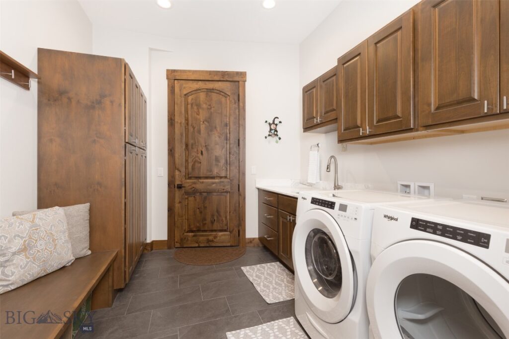 19 White Grass, Big Sky MT 59716