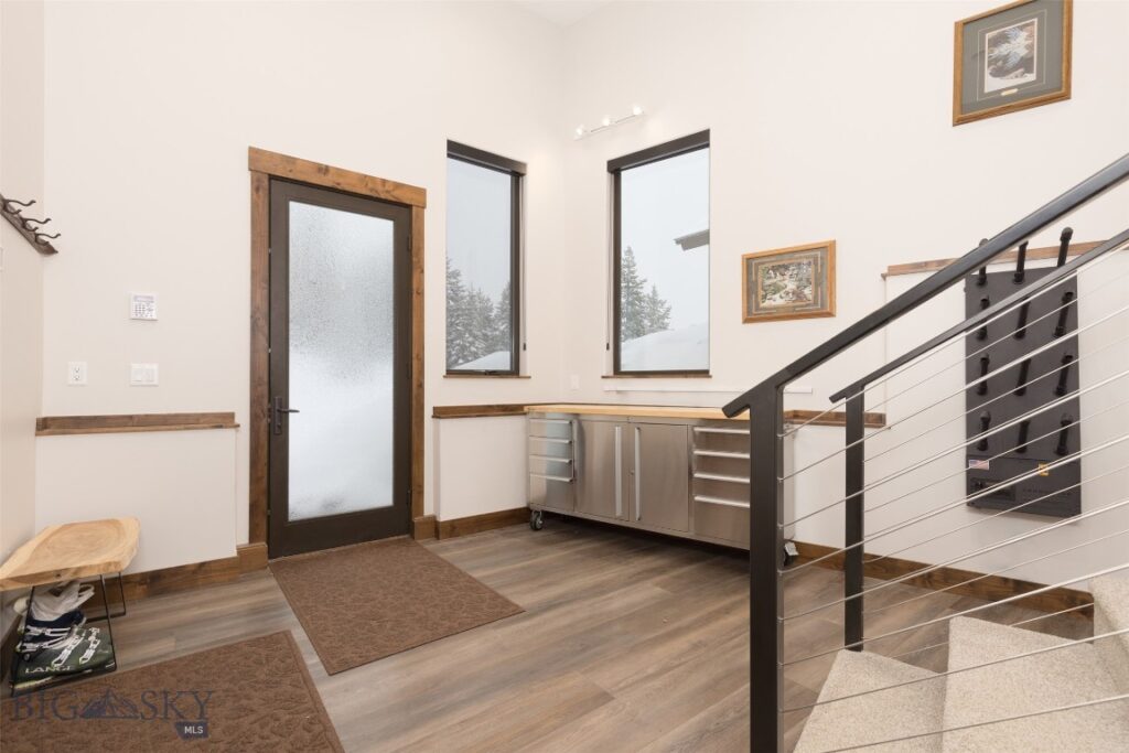 19 White Grass, Big Sky MT 59716