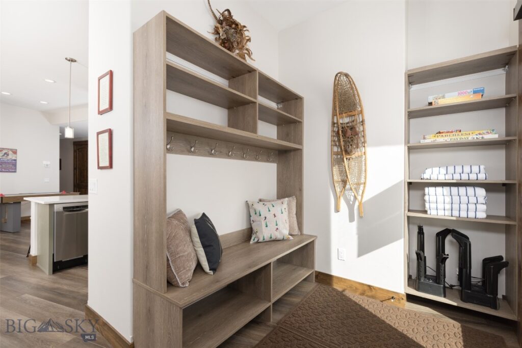 19 White Grass, Big Sky MT 59716