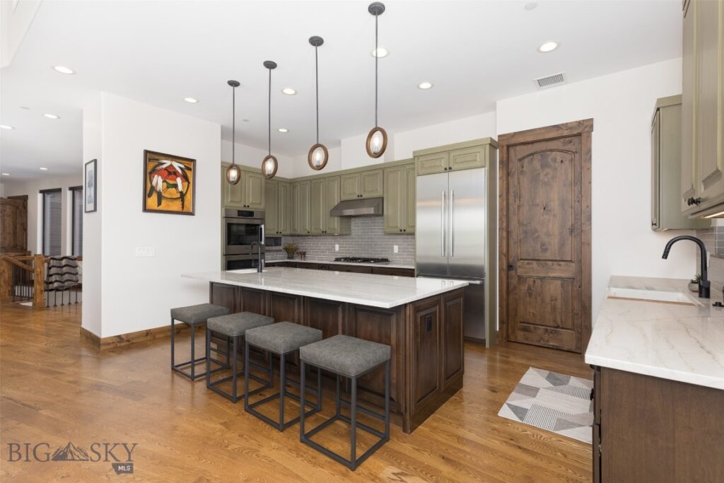 19 White Grass, Big Sky MT 59716