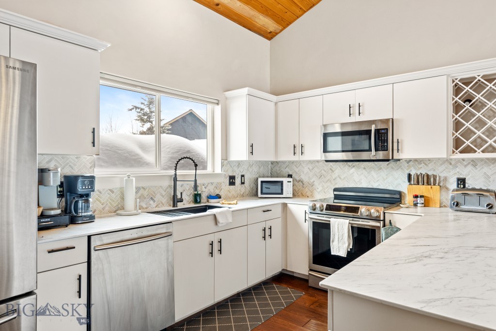 192 Candlelight Meadow, Big Sky MT 59716