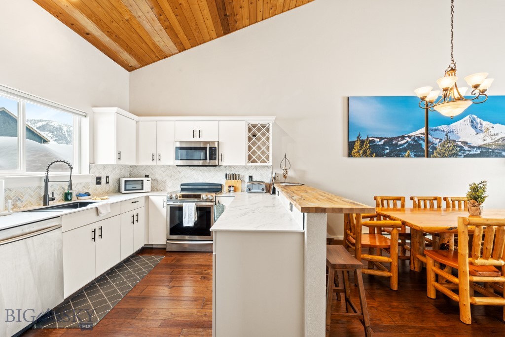 192 Candlelight Meadow, Big Sky MT 59716