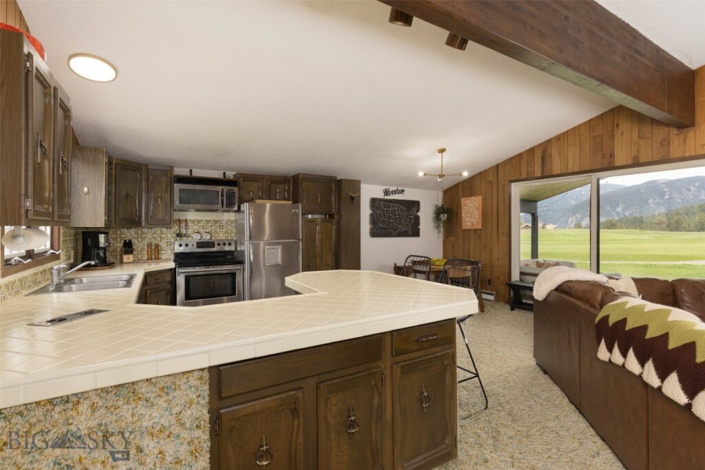 1930 Yellowtail, Big Sky MT 59716