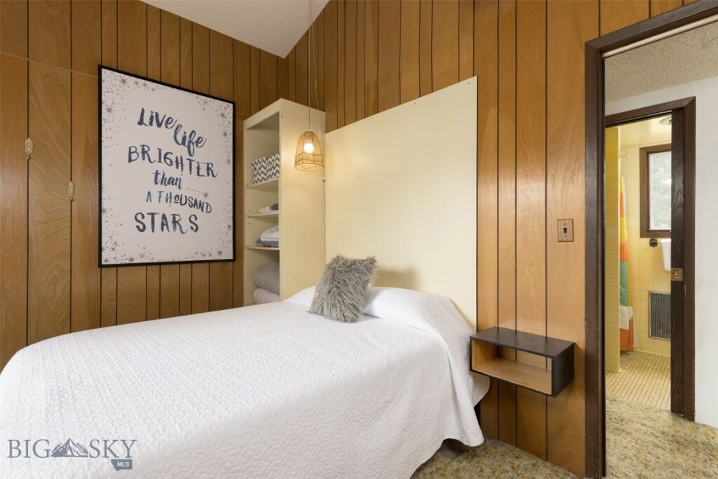 1930 Yellowtail, Big Sky MT 59716