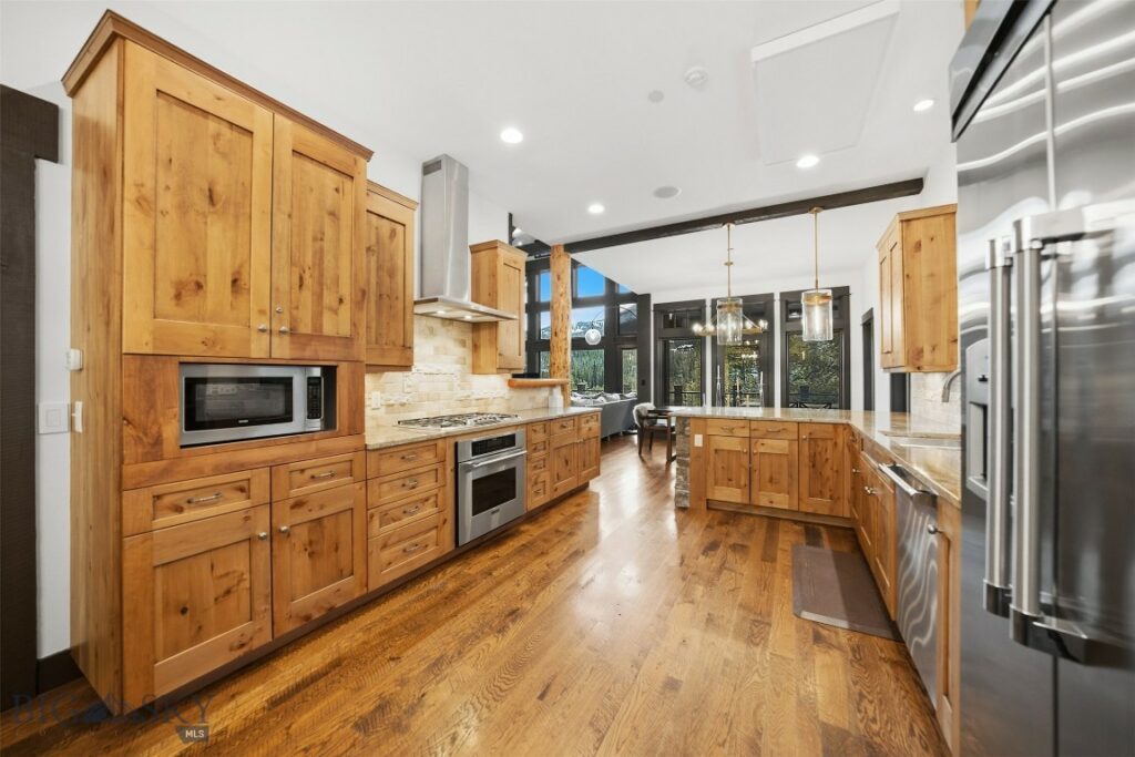 2 Highpoint Drive, Big Sky MT 59716