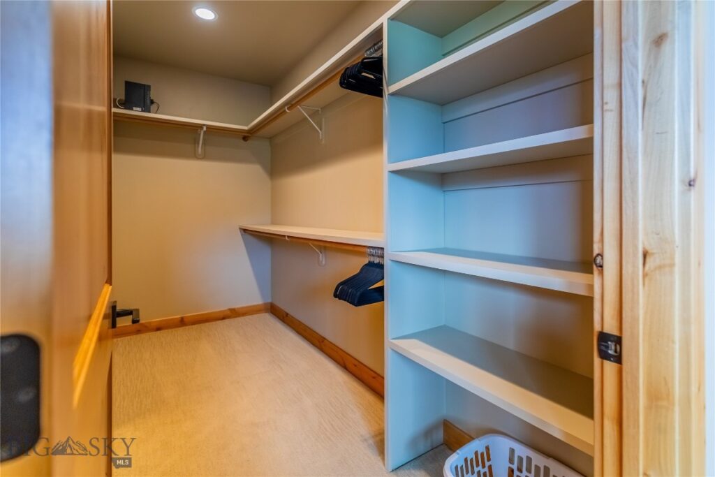 201 B Pheasant Tail Lane, Big Sky MT 59716