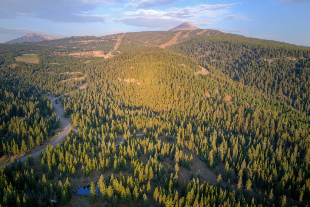 208 Outlook Trail, Big Sky MT 58716