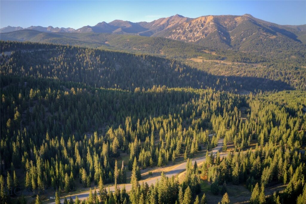 208 Outlook Trail, Big Sky MT 58716