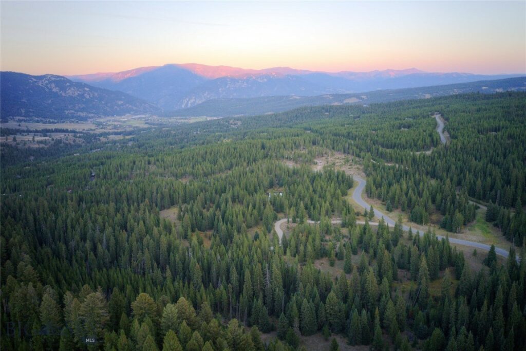 208 Outlook Trail, Big Sky MT 58716