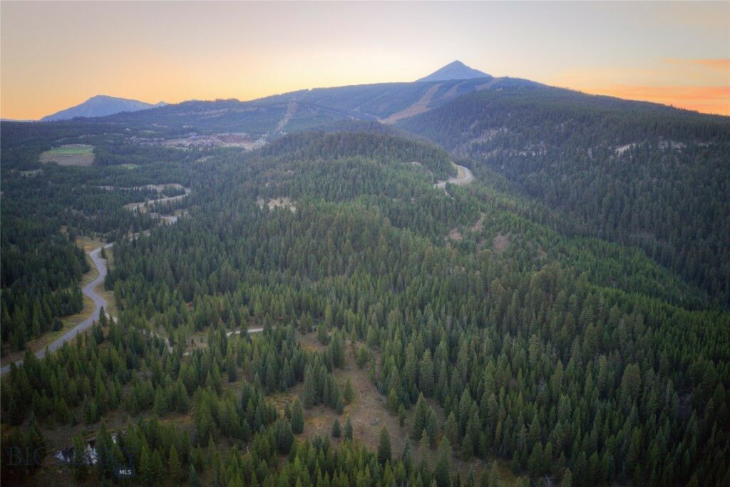 208 Outlook Trail, Big Sky MT 58716
