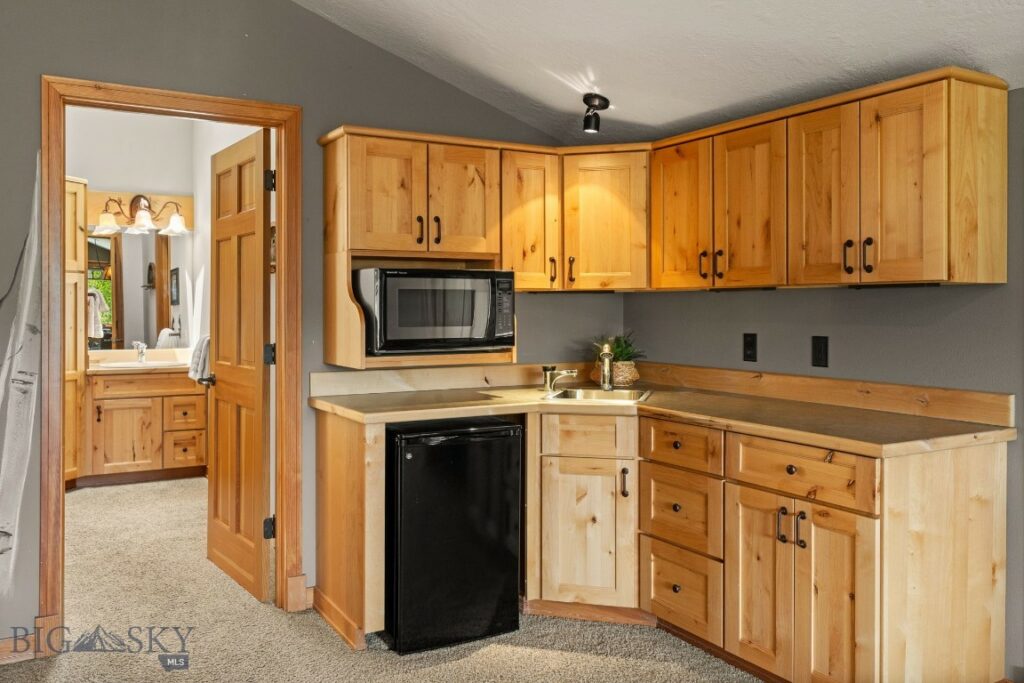 2085 Spotted Elk Road, Big Sky MT 59716