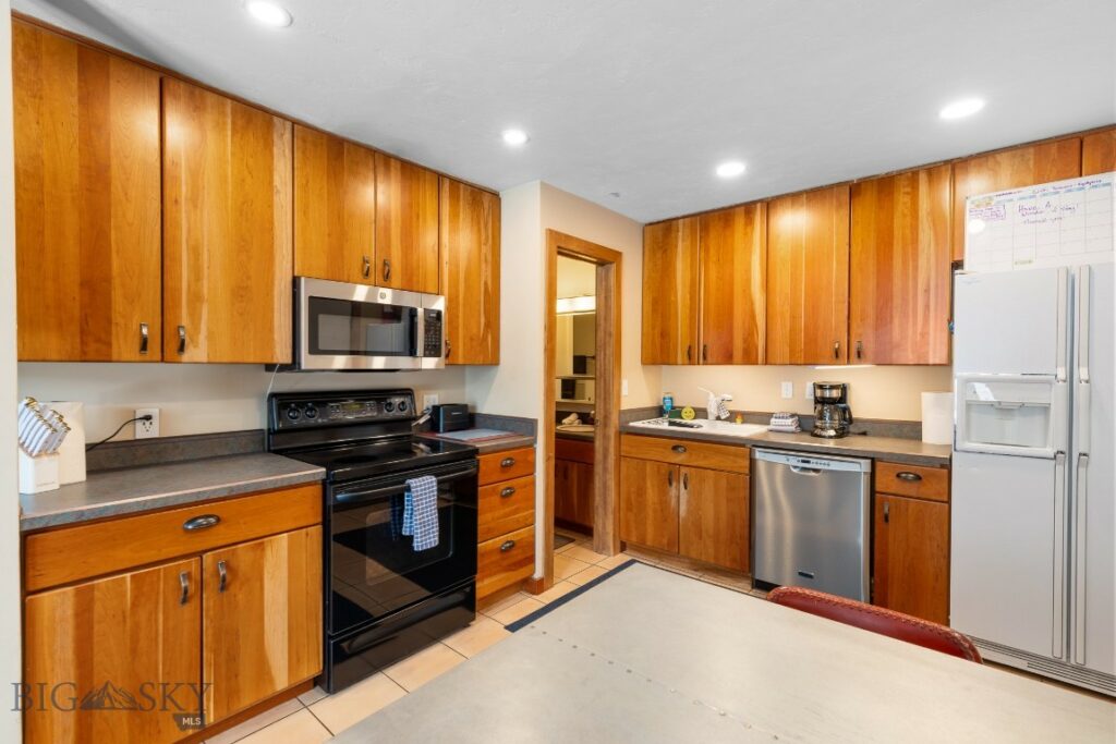 21 Sitting Bull Road, Big Sky MT 59716