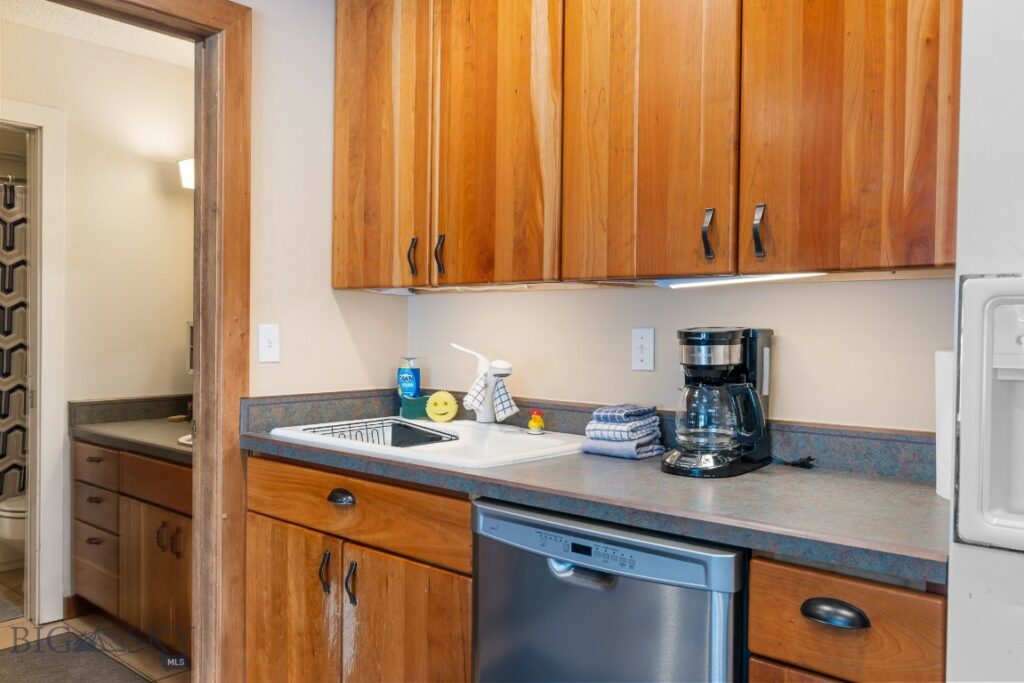 21 Sitting Bull Road, Big Sky MT 59716