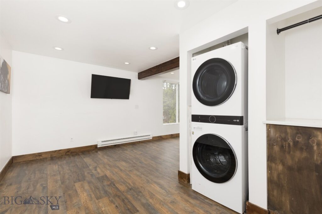 21 Sitting Bull Road, Big Sky MT 59716