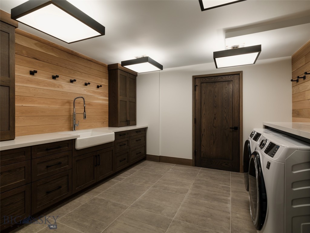 218 Martingale Fork, Big Sky MT 59716