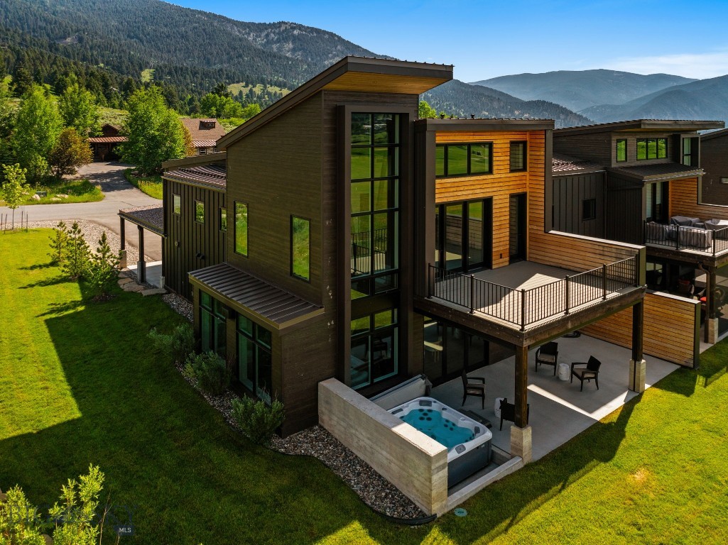 2220 Little Coyote Road, Big Sky MT 59716