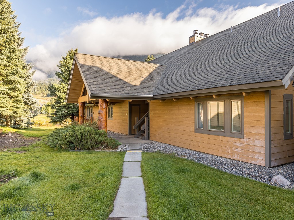 2225 Black Otter Road, Big Sky MT 59716