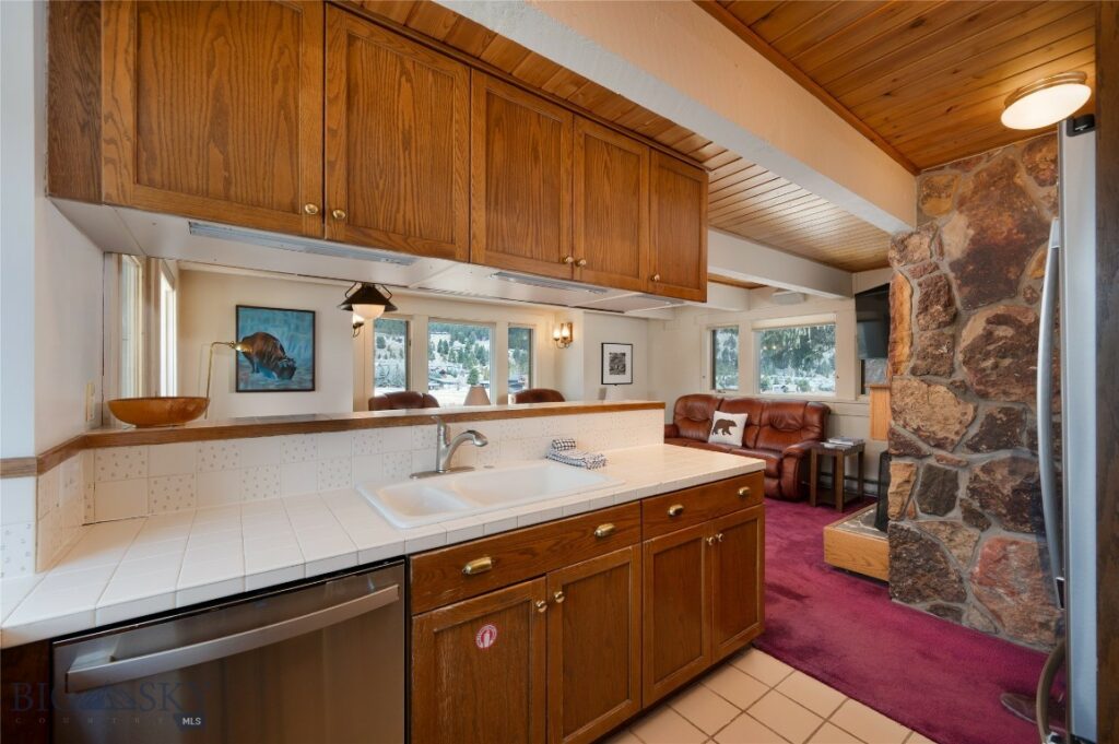 2225 Black Otter Road, Big Sky MT 59716