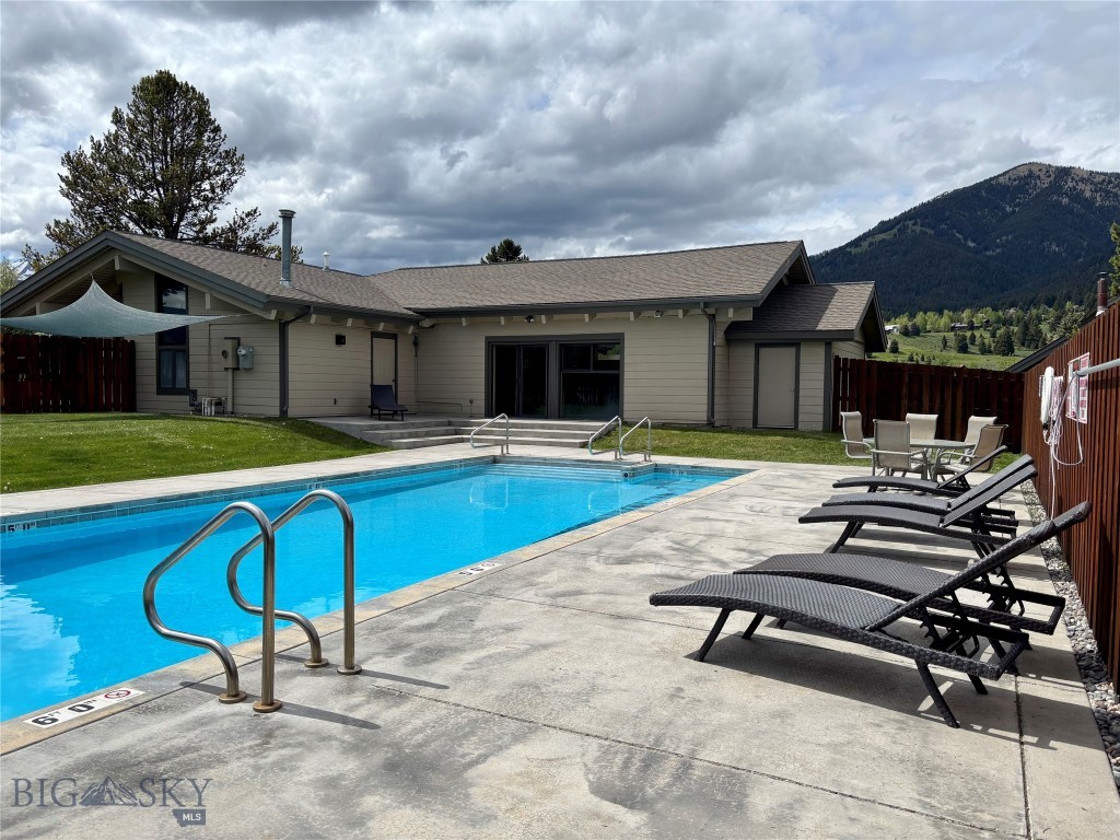2225 Black Otter Road, Big Sky MT 59716