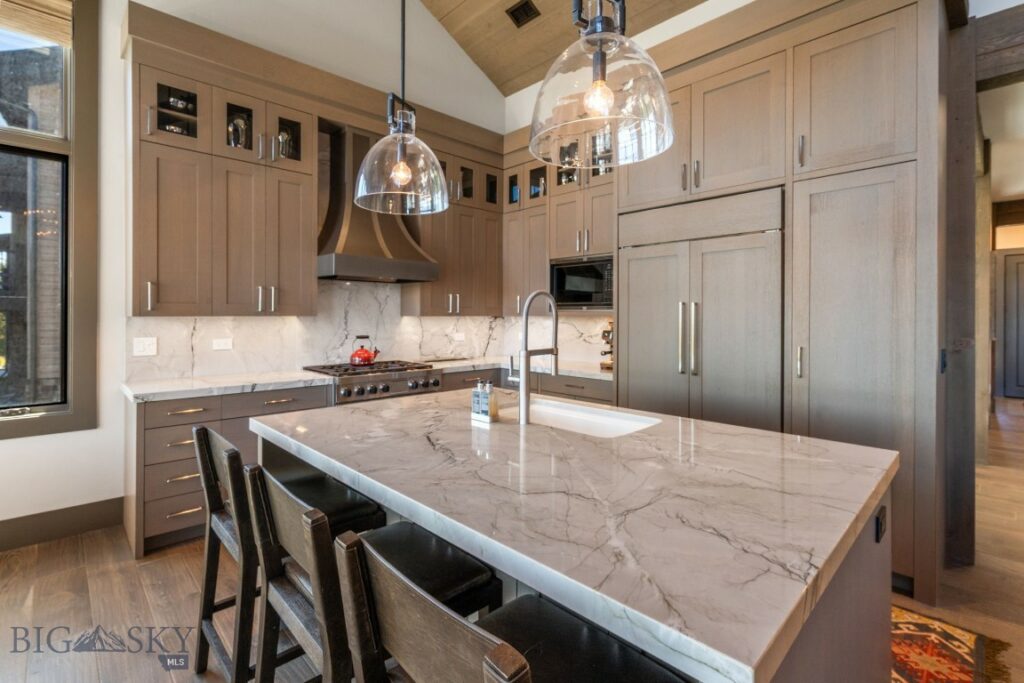 24 Pale Morning Spur, Big Sky MT 59716