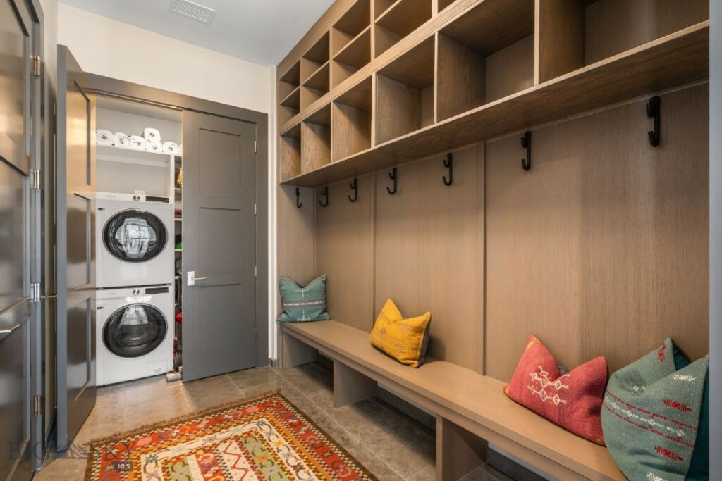 24 Pale Morning Spur, Big Sky MT 59716