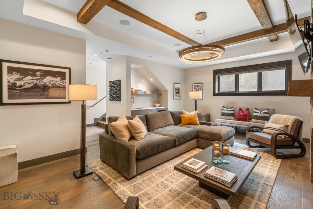 24 Pale Morning Spur, Big Sky MT 59716