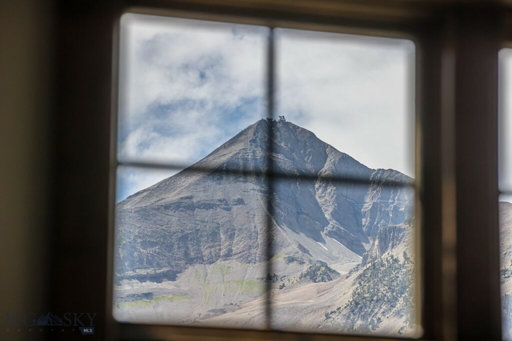 25 Heavy Runner, Big Sky MT 59716