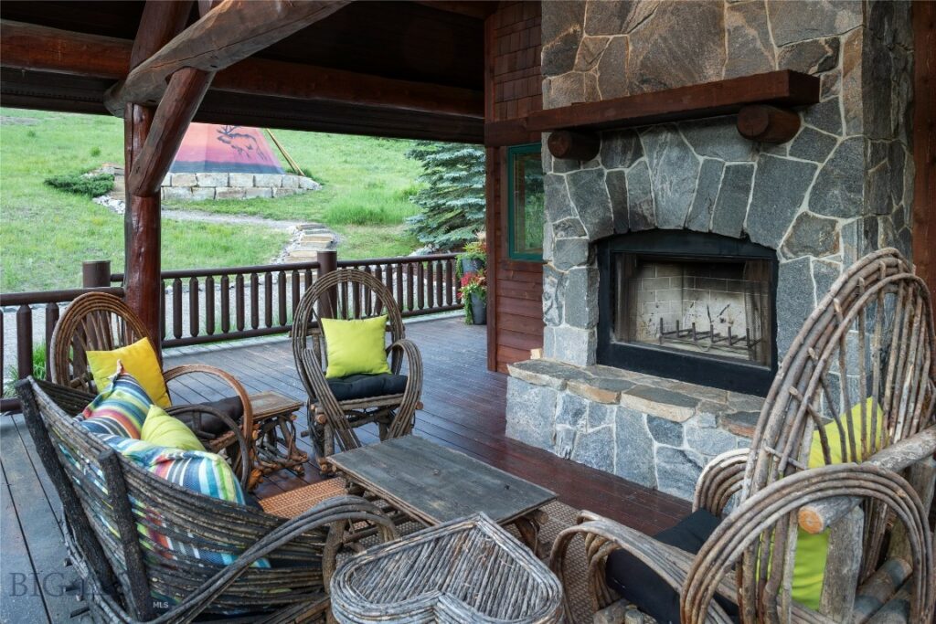 250 Pete’s Way, Big Sky MT 59730