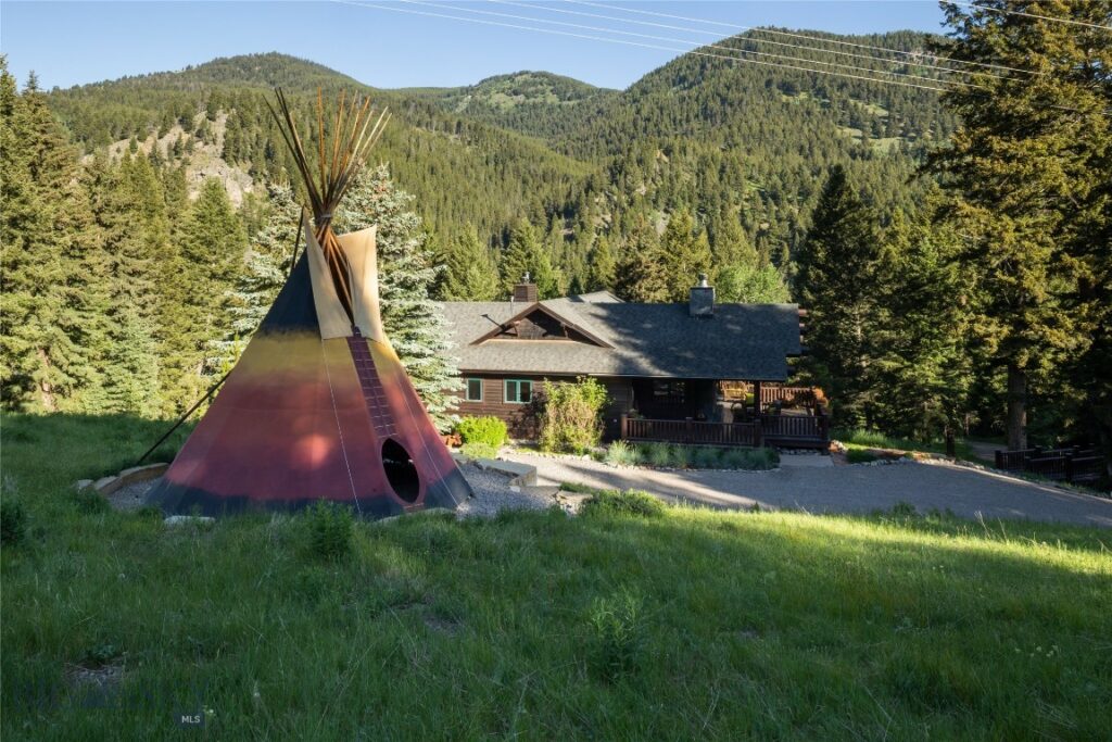 250 Pete’s Way, Big Sky MT 59730