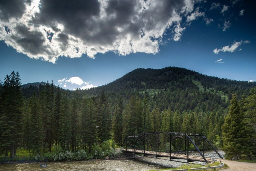 250 Pete’s Way, Big Sky MT 59730