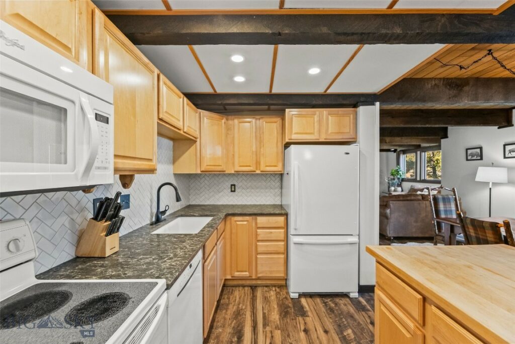 2575 Curley Bear Road, Big Sky MT 59716