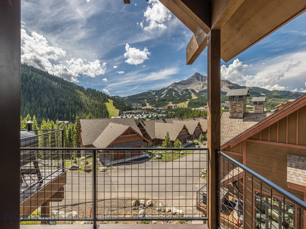 26 Heavy Runner Road, Big Sky MT 59716