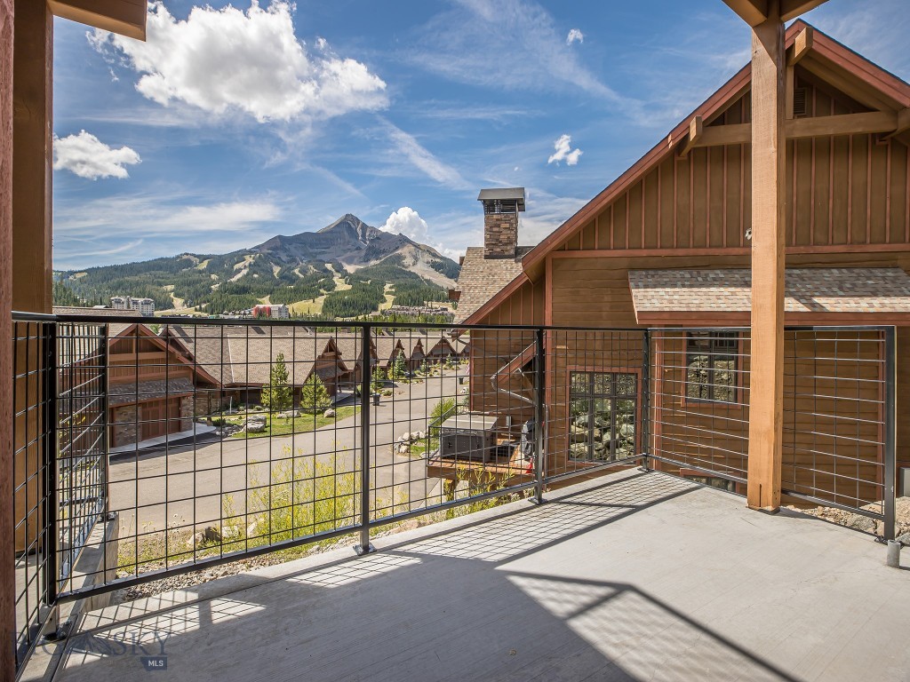 26 Heavy Runner Road, Big Sky MT 59716