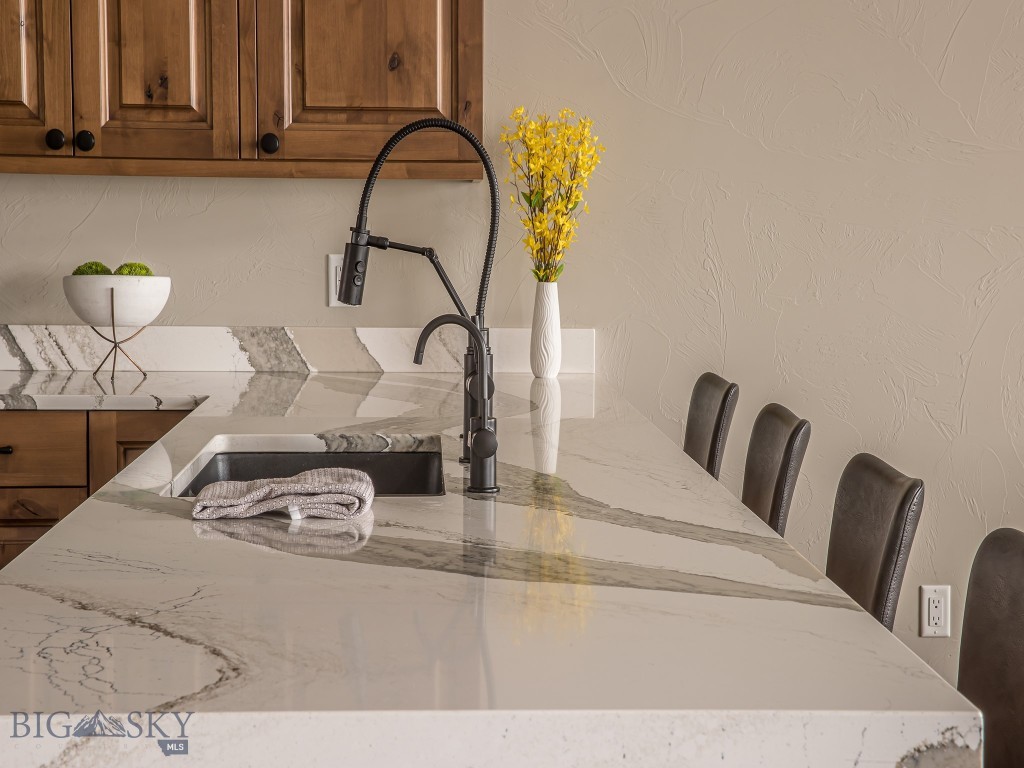 27 Heavy Runner Road, Big Sky MT 59716