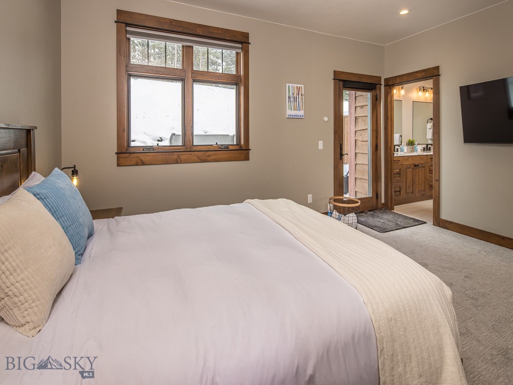 27 Heavy Runner Road, Big Sky MT 59716