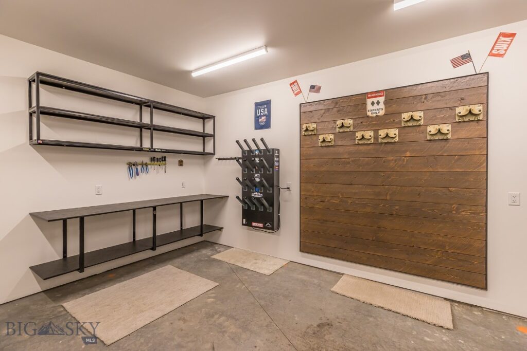 27 Heavy Runner Road, Big Sky MT 59716