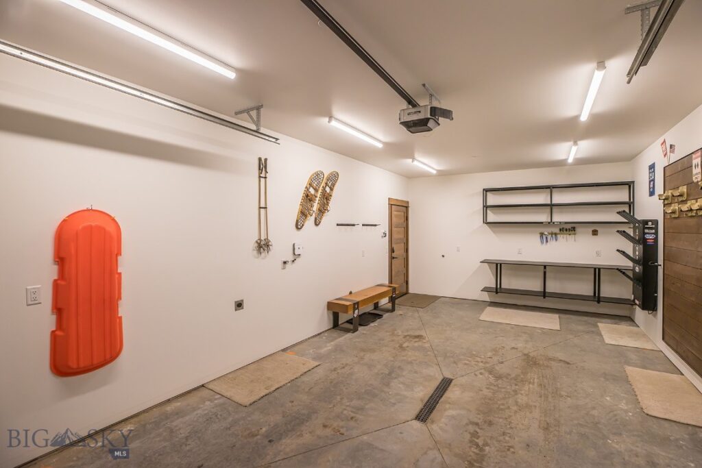27 Heavy Runner Road, Big Sky MT 59716