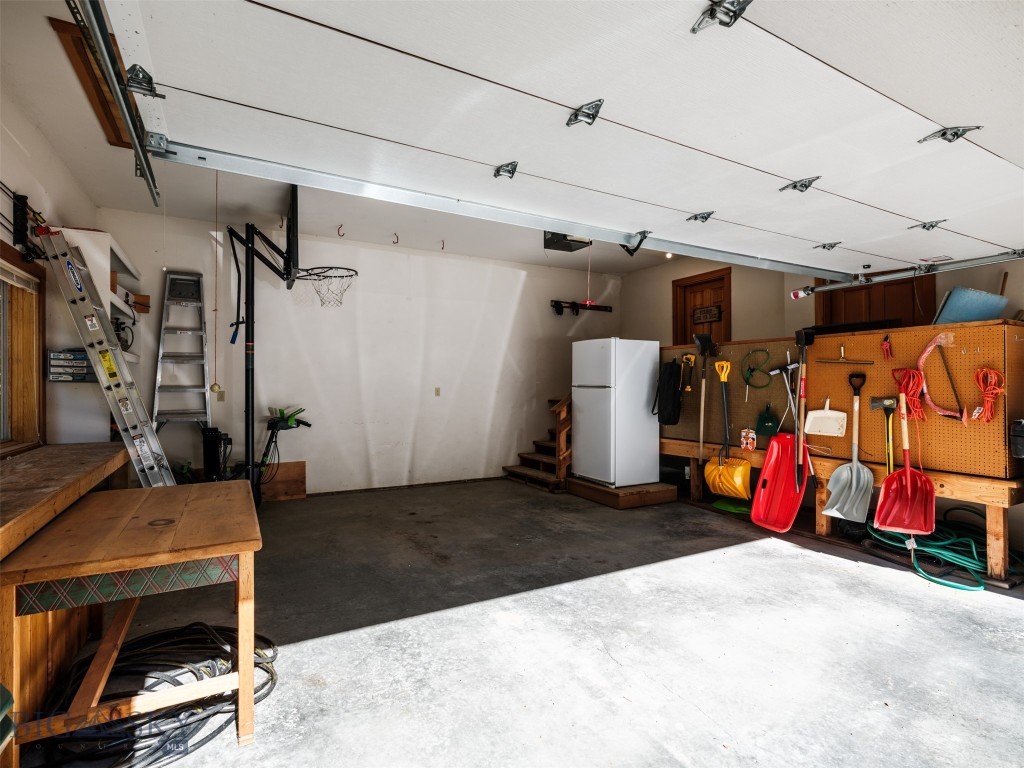 27 Low Dog Road, Big Sky MT 59716