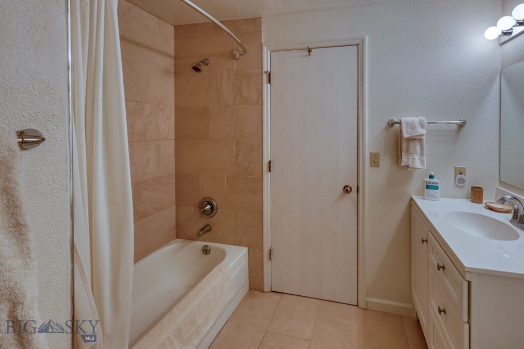 2780 Bobtail Horse Road, Big Sky MT 59716