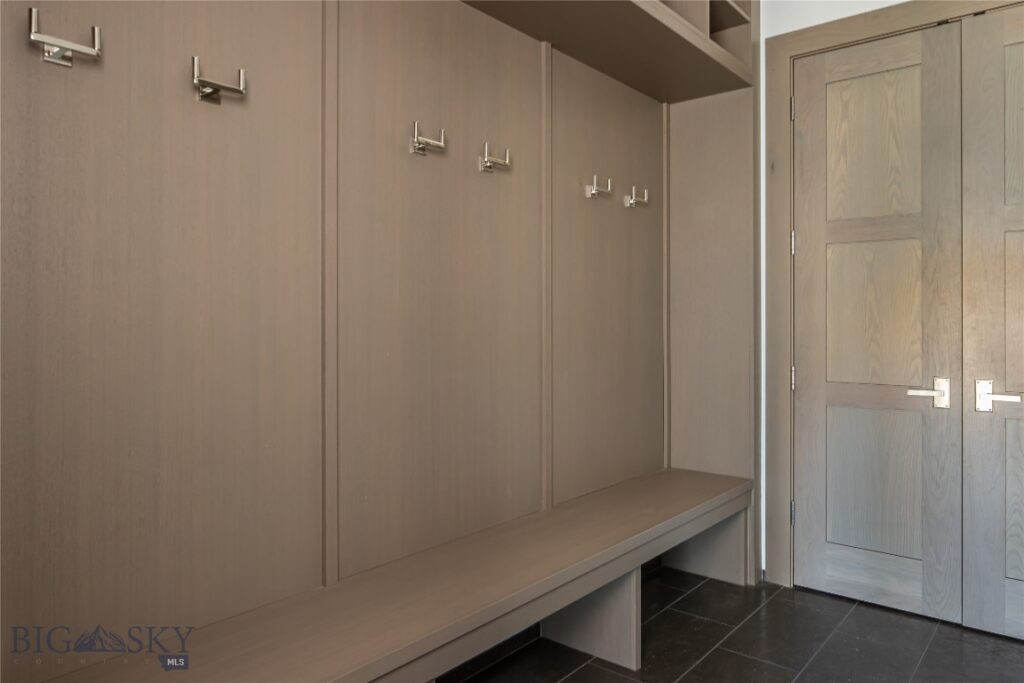 28 Pale Morning Spur, Big Sky MT 59716