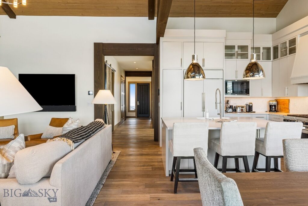 28 Pale Morning Spur, Big Sky MT 59716