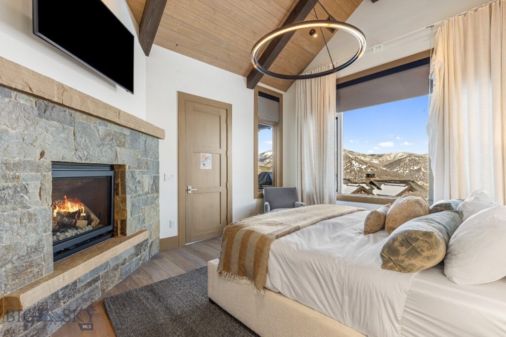 28 Pale Morning Spur, Big Sky MT 59716