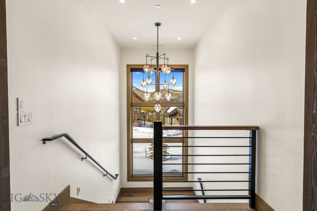 28 Pale Morning Spur, Big Sky MT 59716