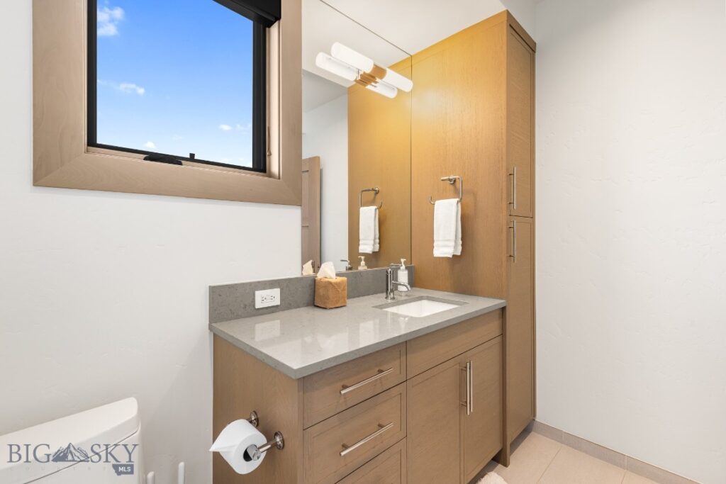 28 Pale Morning Spur, Big Sky MT 59716