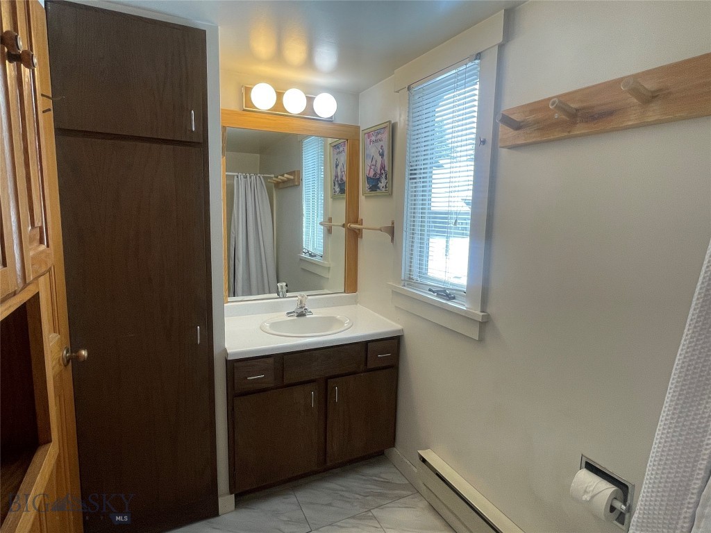 28 Yellowstone Spur, Big Sky MT 59716