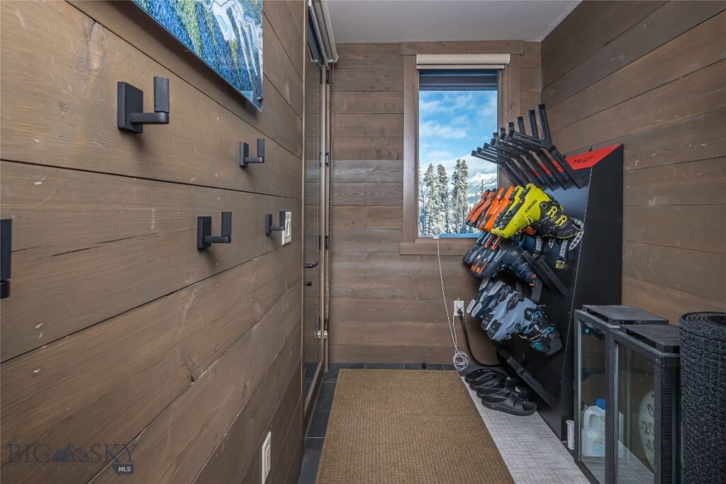 3 Wildwood Road E, Big Sky MT 59716